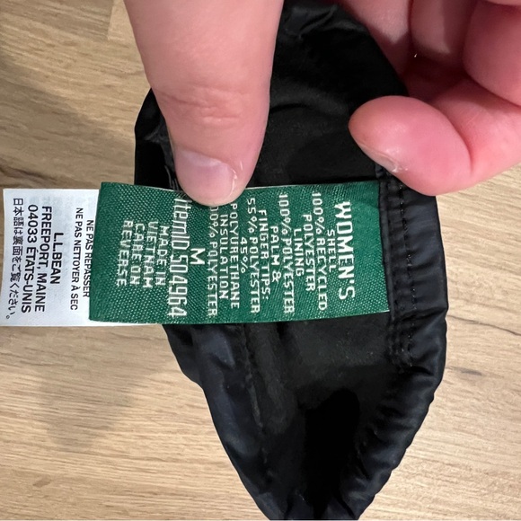 L.L. Bean Black Women's Gloves - Picture 4 of 4